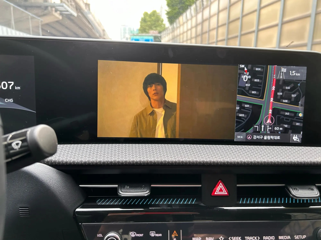 Image #1 from 신현우